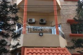 À VENDRE UNE RESIDENCE AUX ALMADIES.