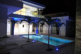 Superbe villa à Ngaparou