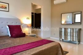 Appartement 2 chambres salon meublé à Mermoz