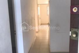 APPARTEMENT DE 3 CHAMBRES A LOUER AUX MAMELLES