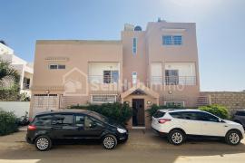 Grande villa R+1 à louer à la cité horizon, derrière l’hypermarché Exclusive de la VDN