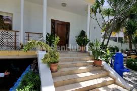 VILLA A VENDRE A MERMOZ RESIDENCE CHEIKH ANTA DE SIPRES