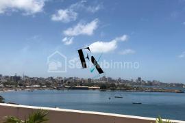 Appartement meublé, tout équipé et climatisé face à la mer à louer