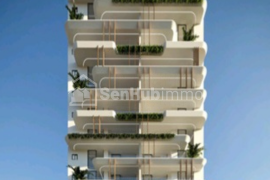 F4 à vendre à Point E