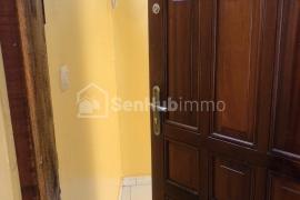 studio à louer aux mamelles