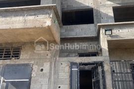 Villa R+1 à vendre à Rufisque 2