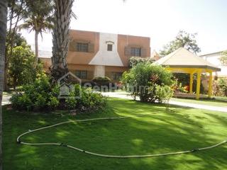 Location Villa de jardin aux mariste