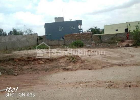 vente de terrain a YENE