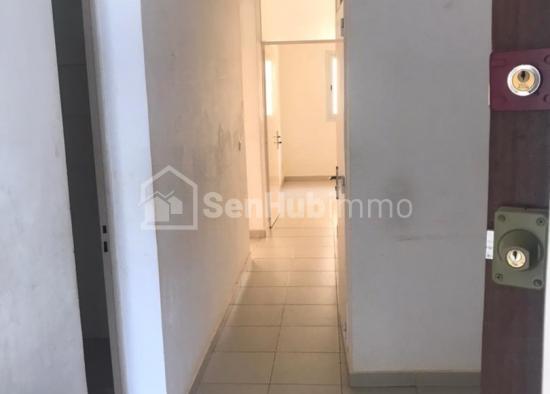 APPARTEMENT DE 3 CHAMBRES A LOUER AUX MAMELLES