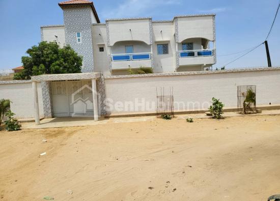 VILLA A LOUER A SALY JOSEPH