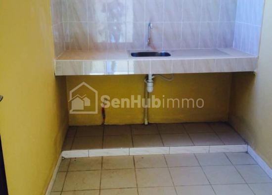 Villa à vendre  Bambilor à Titre Foncier individuel, Prix : 18 millions