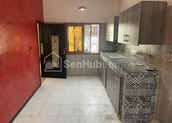 Immeuble à vendre à Sipres 2