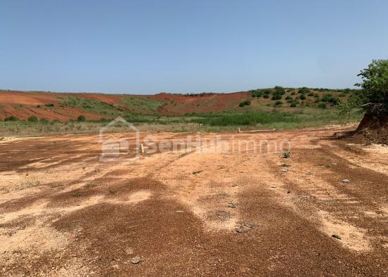 Terrain titre bail à popeuguine à vendre