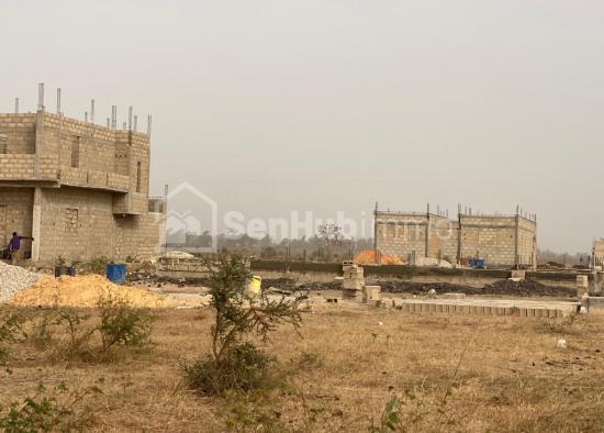 BAMBILOR  mbeuth 150m2 délibération prix  3 millions cfa