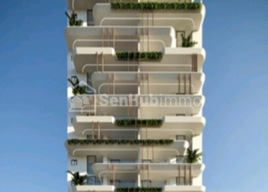 F4 à vendre à Point E