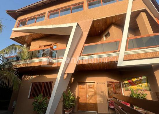 Location d'une Grande Villa à Saly