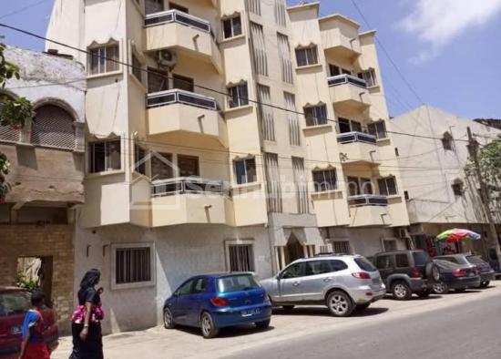 Immeuble à vendre à Derklé