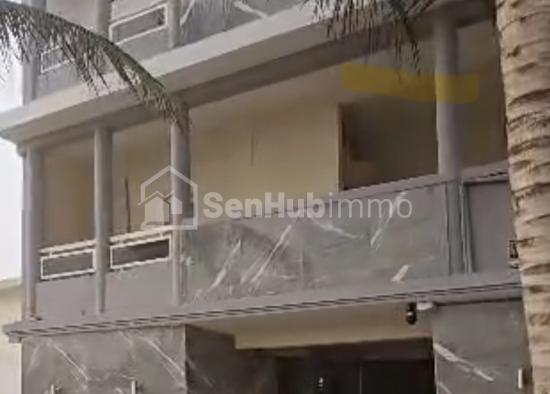 DUPLEX AVEC VUE MER A VENDRE AU Virage – Route de l’Aéroport